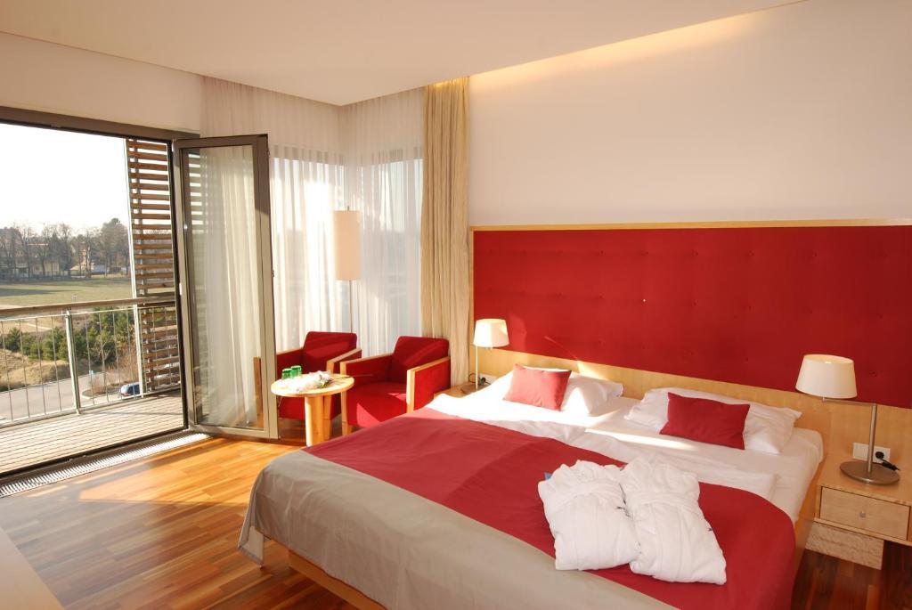 Therme Laa - Hotel & Silent Spa 라안데르타야 객실 사진