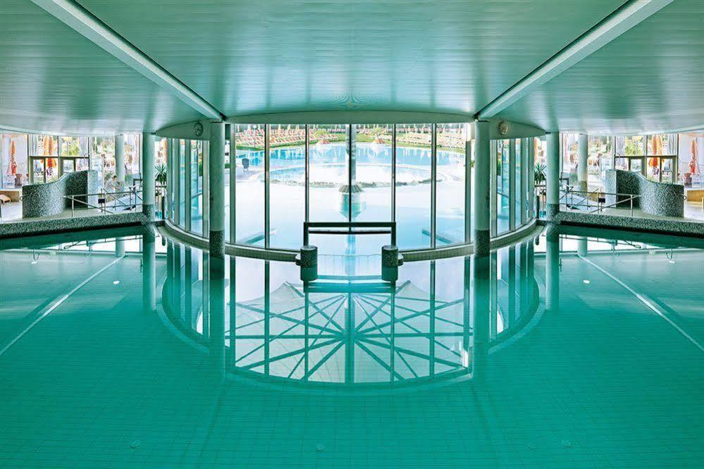 Therme Laa - Hotel & Silent Spa 라안데르타야 외부 사진