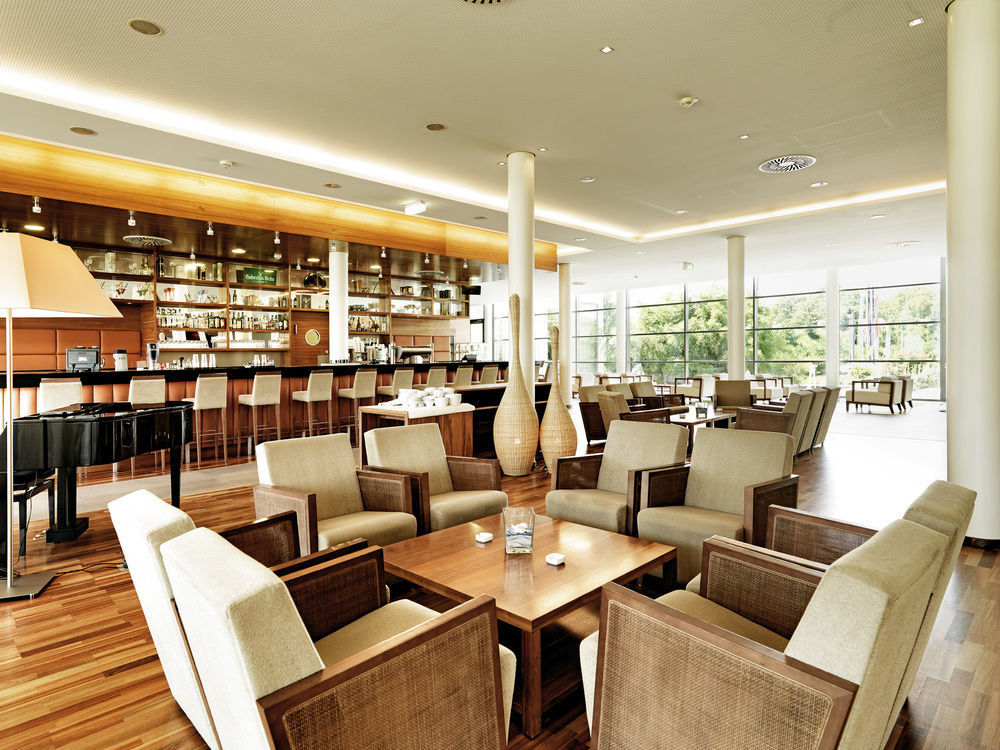 Therme Laa - Hotel & Silent Spa 라안데르타야 외부 사진